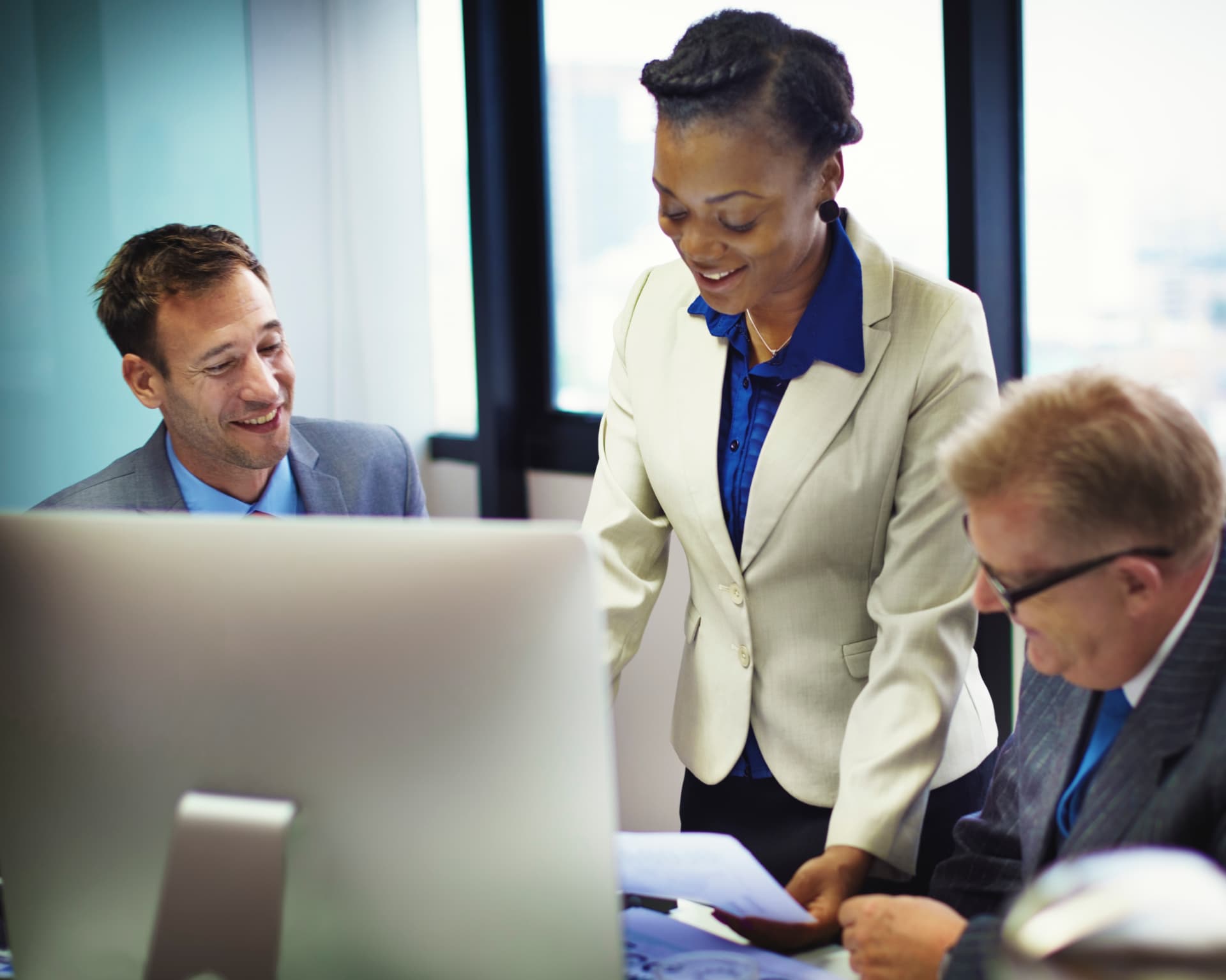 Felecia Lamison collaborating with business professionals